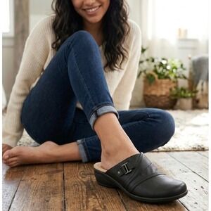 Earth Spirit Gaci Black Leather Slip On Mule Clogs Comfort Buckle Detail 10